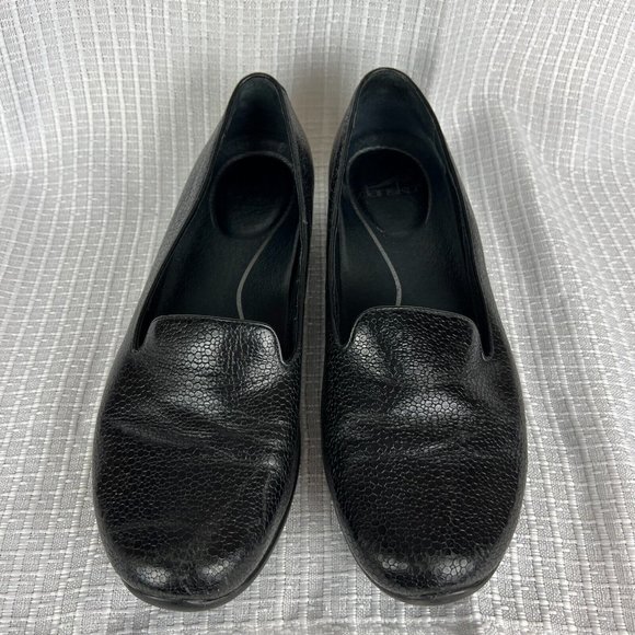 Dansko 40 Loafer Shoes Womens 9.5-10 Olivia Black Leather Slip On Wedge Embossed - Picture 7 of 13